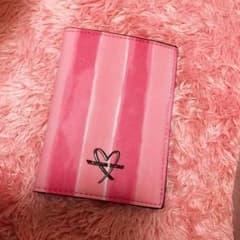 本日まで 新品未使用 VICTORIA'S SECRET パスポートケースのサムネイル