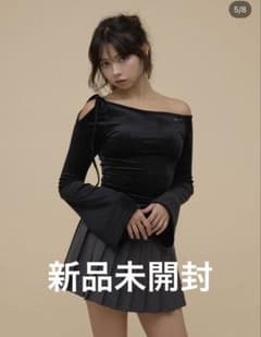 andmaryアンドマリー Ruth velour tops black - メルカリ