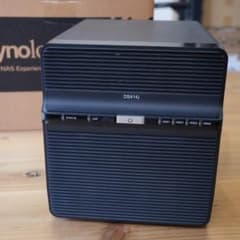 Synology DS414j 4ベイ NAS 動作良好 元箱一式・付属品完備 - メルカリ