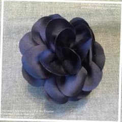 Bris様専用♡上品・ネイビー・フラワーヘアクリップ♡のサムネイル