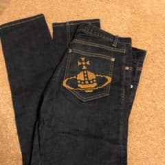 美品！Vivienne Westwood デニム　スキニージーンズ【4/8まで】のサムネイル