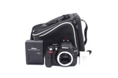 S回数3288回♪小さく軽い一眼レフ♪Nikon D3300 ボディ♪ S回数3288回♪小さく軽い一眼レフ♪Nikon D3300 ボディ♪ - メルカリ