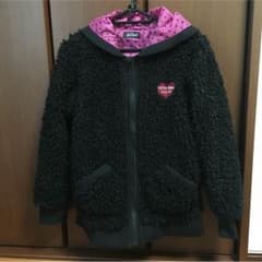 SISTER JENNIジャンバーのサムネイル