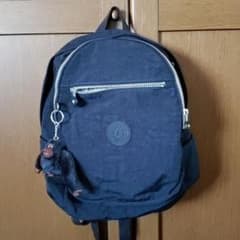 ひまわりさん専用　　キプリング　リュック　チャーム付きのサムネイル