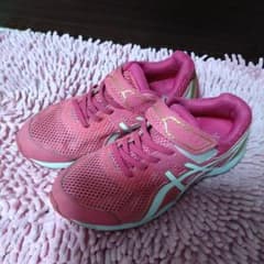 アシックス　22.5のサムネイル