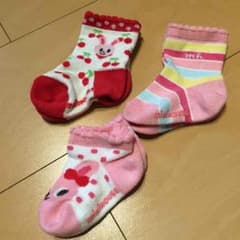ミキハウス 靴下3組セットのサムネイル