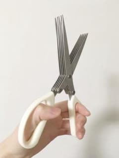 シュレッダーハサミのサムネイル
