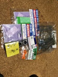 ミニ四駆の部品のサムネイル