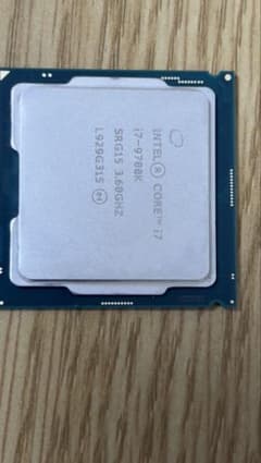 中古！Intel Core i7-9700K CPUのサムネイル