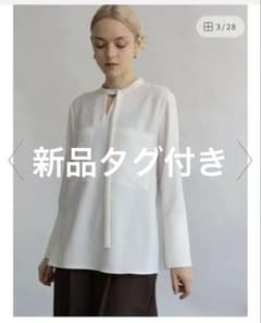 ☆新品未使用タグ付☆ヤマダヤAgaベーシックボウタイブラウス　オフホワイト 新品未使用 ヤマダヤAgaベーシックボウタイブラウス - メルカリ