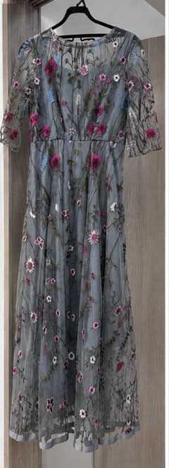 花柄刺繍ドレス お呼ばれドレスのサムネイル