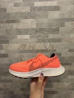 Nike Zoom ランニングシューズのサムネイル