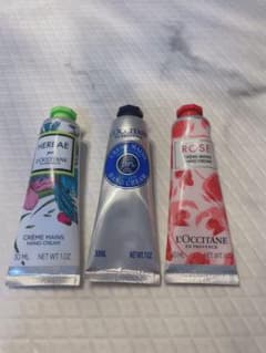 ロクシタン⭐︎ハンドクリーム 30mL ⭐︎3本セットのサムネイル