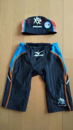 ルネサンス ミズノ 競泳水着　スタースイマー＆帽子セットのサムネイル