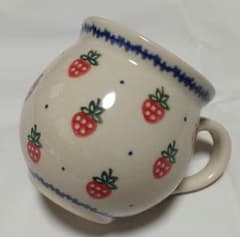 【リンゴ様専用】 ポーリッシュポタリー マグカップいちご柄2点のサムネイル
