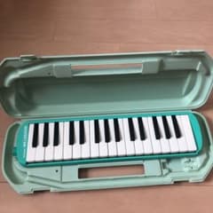 鍵盤ハーモニカ　メロディオンのサムネイル