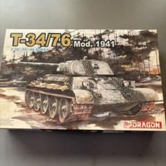 ドラゴン T-34/76 Mod. 1941 1:35 スケール キットのサムネイル