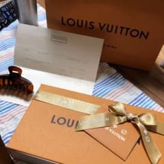 ルイヴィトン 財布のサムネイル