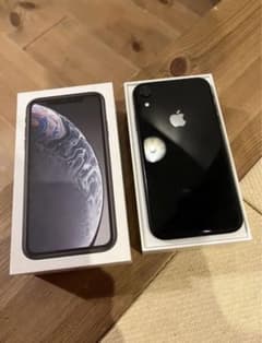 iPhone XR 64GB ブラックのサムネイル