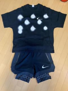 【4月15日まで】ナイキ×オフホワイト　Tシャツ/ショーツセットのサムネイル