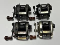 筏 カセ リール右巻き ドラグ付き チョイ出し付き ゴールド