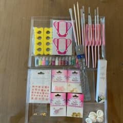 ネイルアート用品のサムネイル