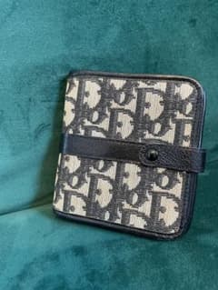 Christian Dior 二つ折り財布のサムネイル