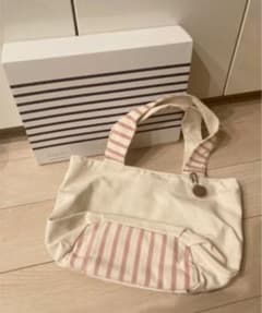 新品未使用☆リシュマム　マザーズバックのサムネイル