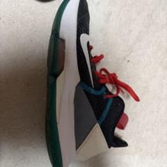 NIKE バスケットボールシューズのサムネイル