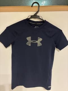 UNDER ARMOUR ⭐︎キッズ 半袖Tシャツ 140cmのサムネイル