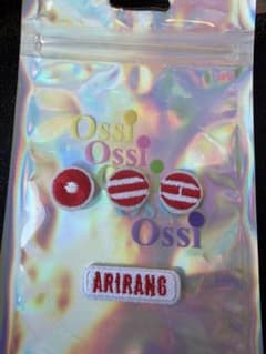 【値下げ】BTS ARIRANG カムバ記念に発売のワッペン 4枚セット 刺繍のサムネイル