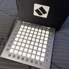 Novation Launchpad Pro MIDIコントローラーのサムネイル