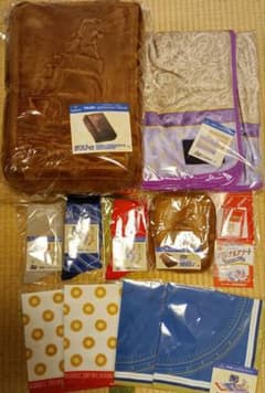 ブルボンドキドキくじ クッション S賞　ラスト賞　セット ブルボンドキドキくじ ラスト賞アルフォートクッション おまけ