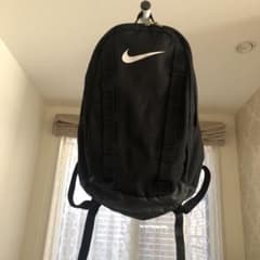 NIKEリュックのサムネイル