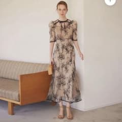 Leja 花柄シースルードレスのサムネイル