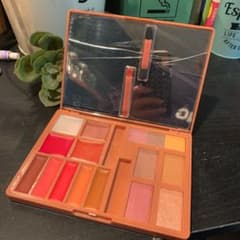 ☆mini 2019年11月号付録☆メイクパレット/ 美品/のサムネイル