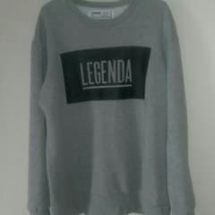 送料込み LEGENDA スウェット 裏起毛 美品 トップスのサムネイル