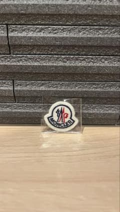 MONCLER ワッペン ロゴ 刺繍のサムネイル