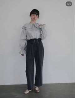 昨年完売⭐︎美品 UNMINOUアンミヌ ドゥーブルカラーブラウス グレー