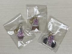 おぱんちゅうさぎ　ガチャ　アクリルキーホルダーのサムネイル