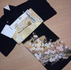結婚式 鈴乃屋 金駒金彩豪華黒留袖6点セット +バッグ - メルカリ