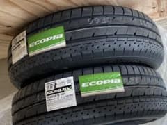 値下げ205/65R16 ブリヂストン　タイヤ　新品のサムネイル
