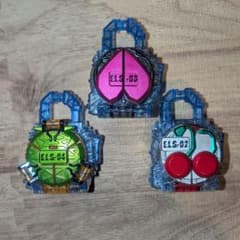 仮面ライダー鎧武 DXエナジーロックシードまとめ売りのサムネイル