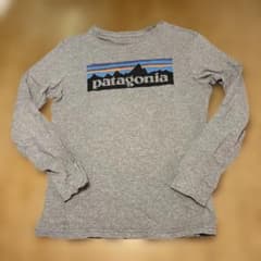 Patagonia キッズ 長袖カットソー グレーのサムネイル