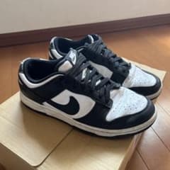 Nike Dunk Low ブラック/ホワイトのサムネイル