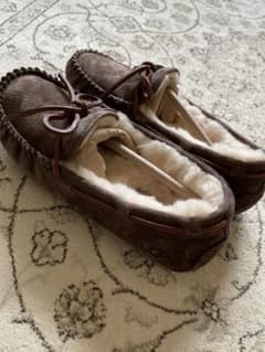 UGGモカシンですのサムネイル