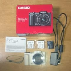ヤブキさま専用  デジカメ CASIO EXILIM EX-H60 白色のサムネイル