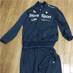 Move Sportのジャージ上下のサムネイル