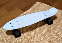 Penny スケートボード 蓄光ホワイト 22インチ - メルカリ