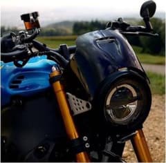 XSR900 フロントスクリーン メーターバイザーのサムネイル